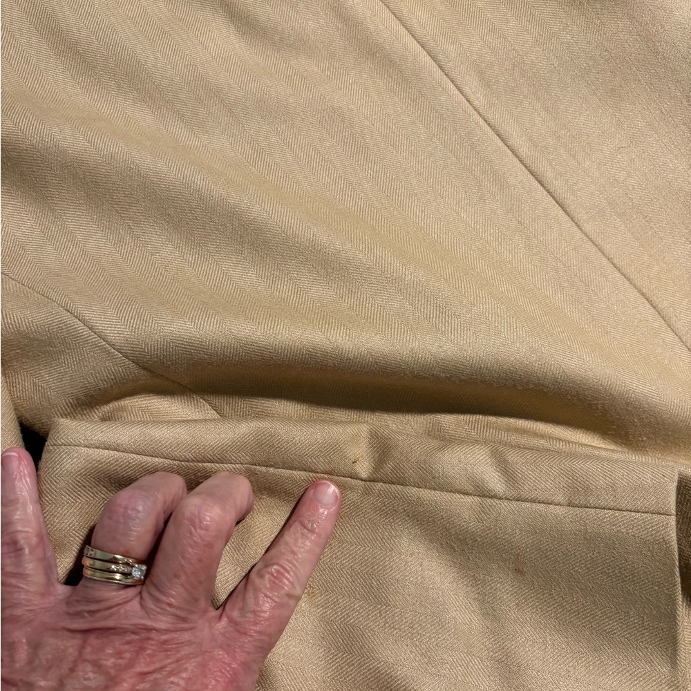 Tommy Hilfiger Men’s Gold Herringbone Light Blazer 42R - Picture 11 of 11
